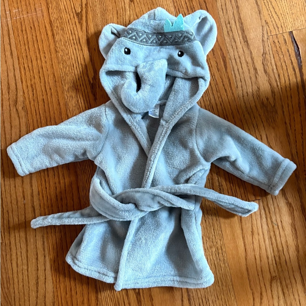 baby bathrobe
